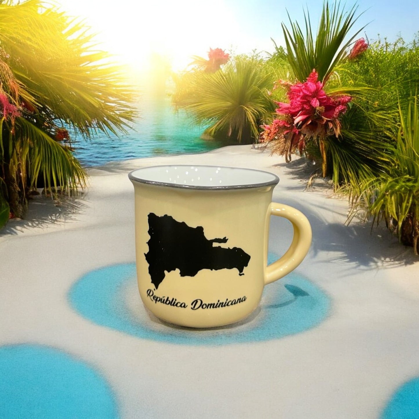 Small Cup with Dominican Republic Map Image