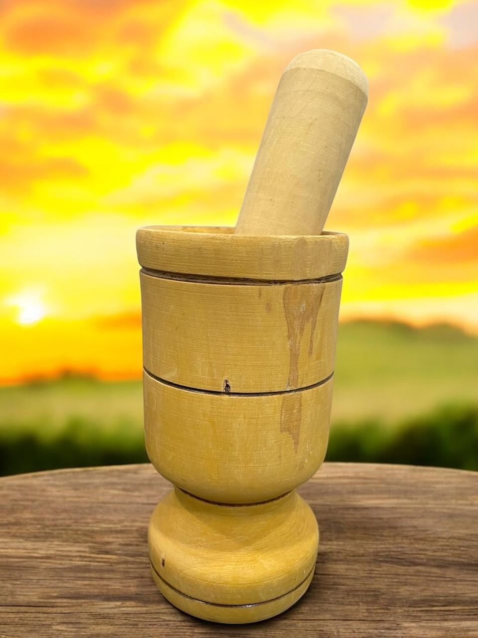 Dominican Wooden Pilon, 4.5 Inches Tall