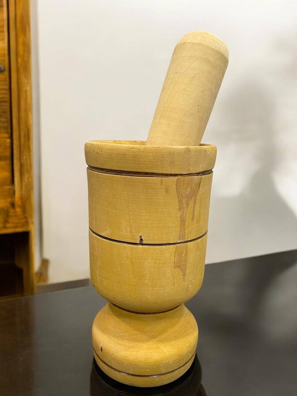 Pilon's Top View Dominican Wooden Pilon, 4.5 Inches Tall