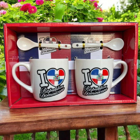 Set de 2 Tazas y 2 Cucharas Dominicanas